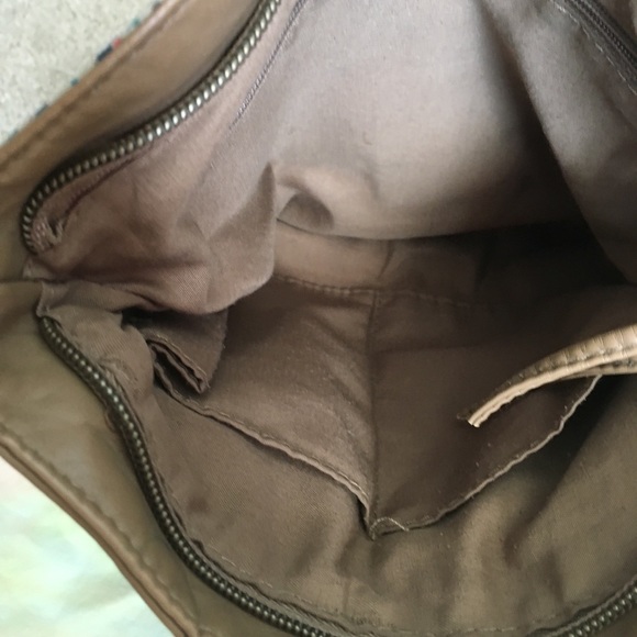 Xhilaration brand brown pleather tribal printpurse - Picture 3 of 4